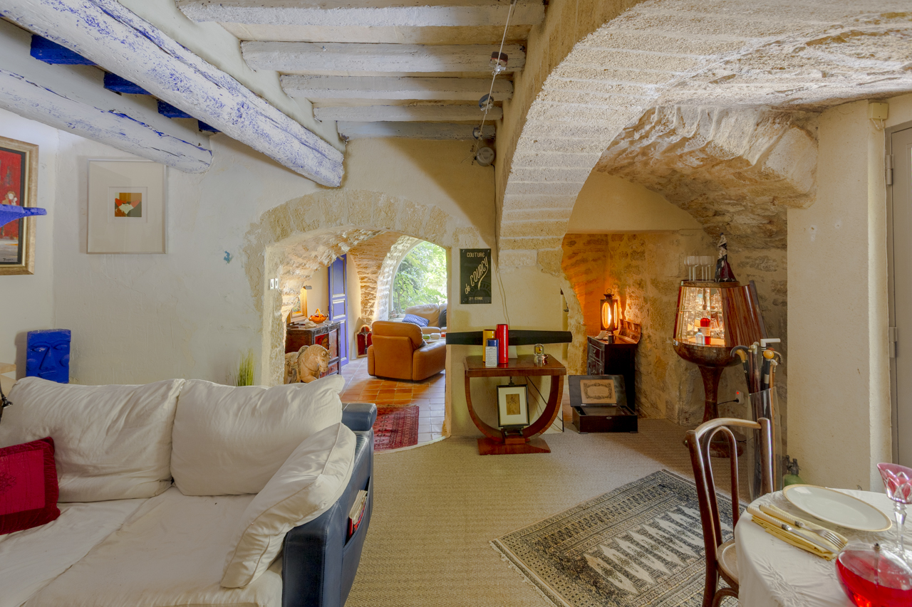 Warm furnished house in the heart of the village with garden