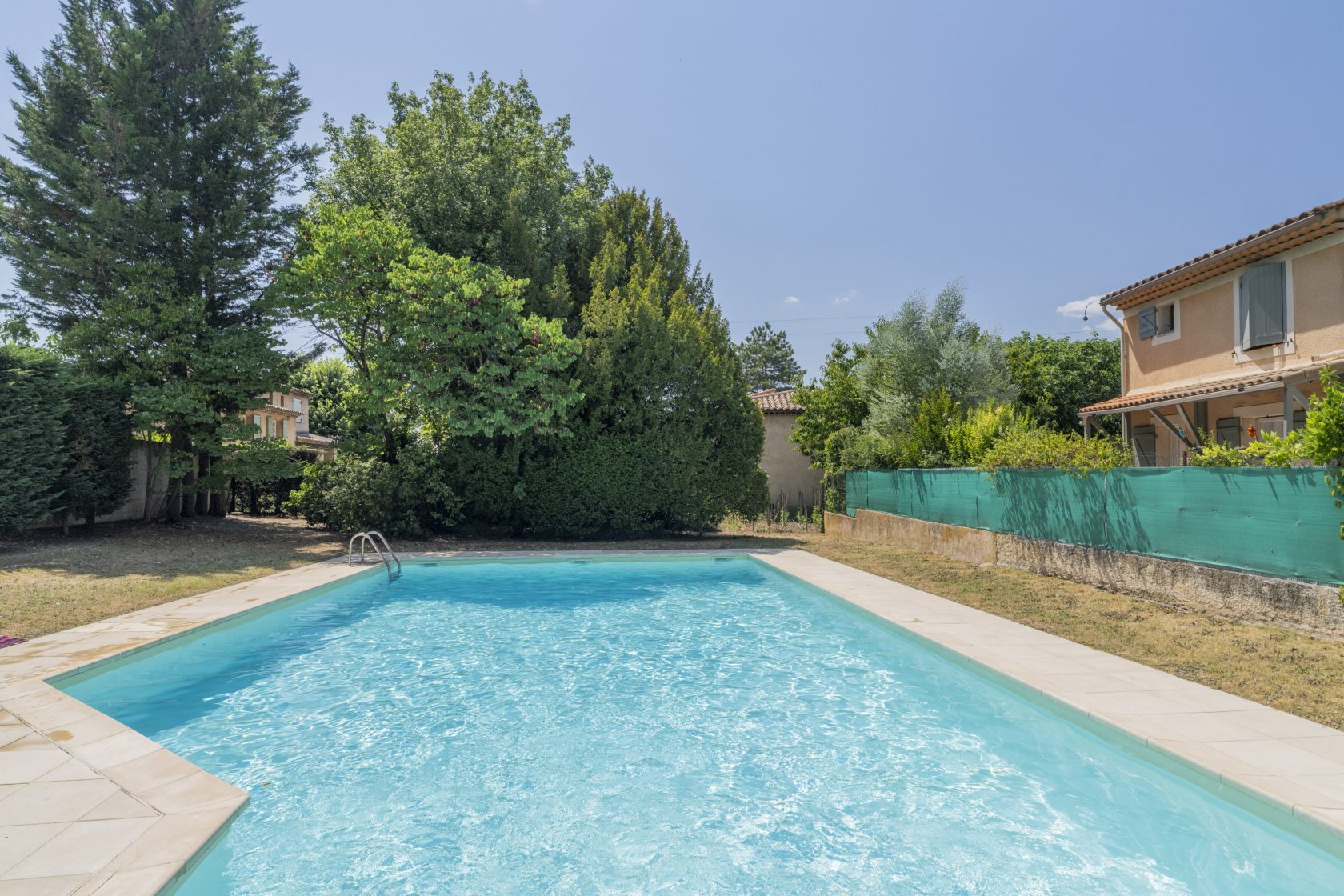 Remarkable apartment in the heart of a 19th century Bastide