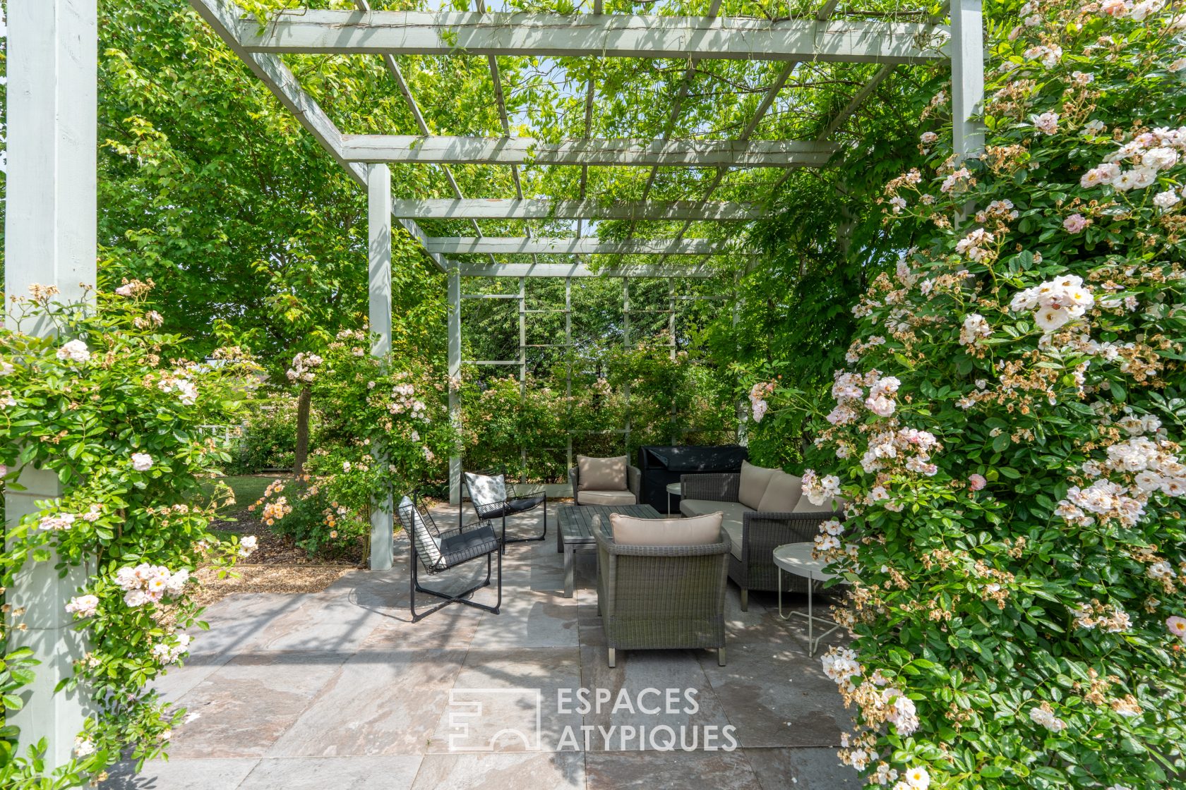 La villa d’architecte aux courbes contemporaines