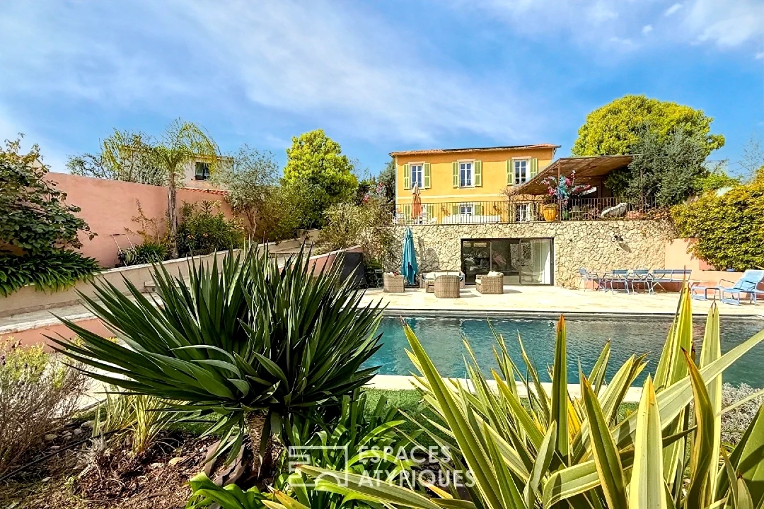 The sweetness of life in a characterful Niçoise villa in Nice