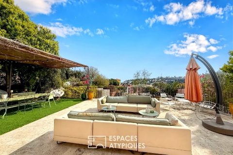 Douceur de vivre dans une villa Niçoise de caractère à Nice