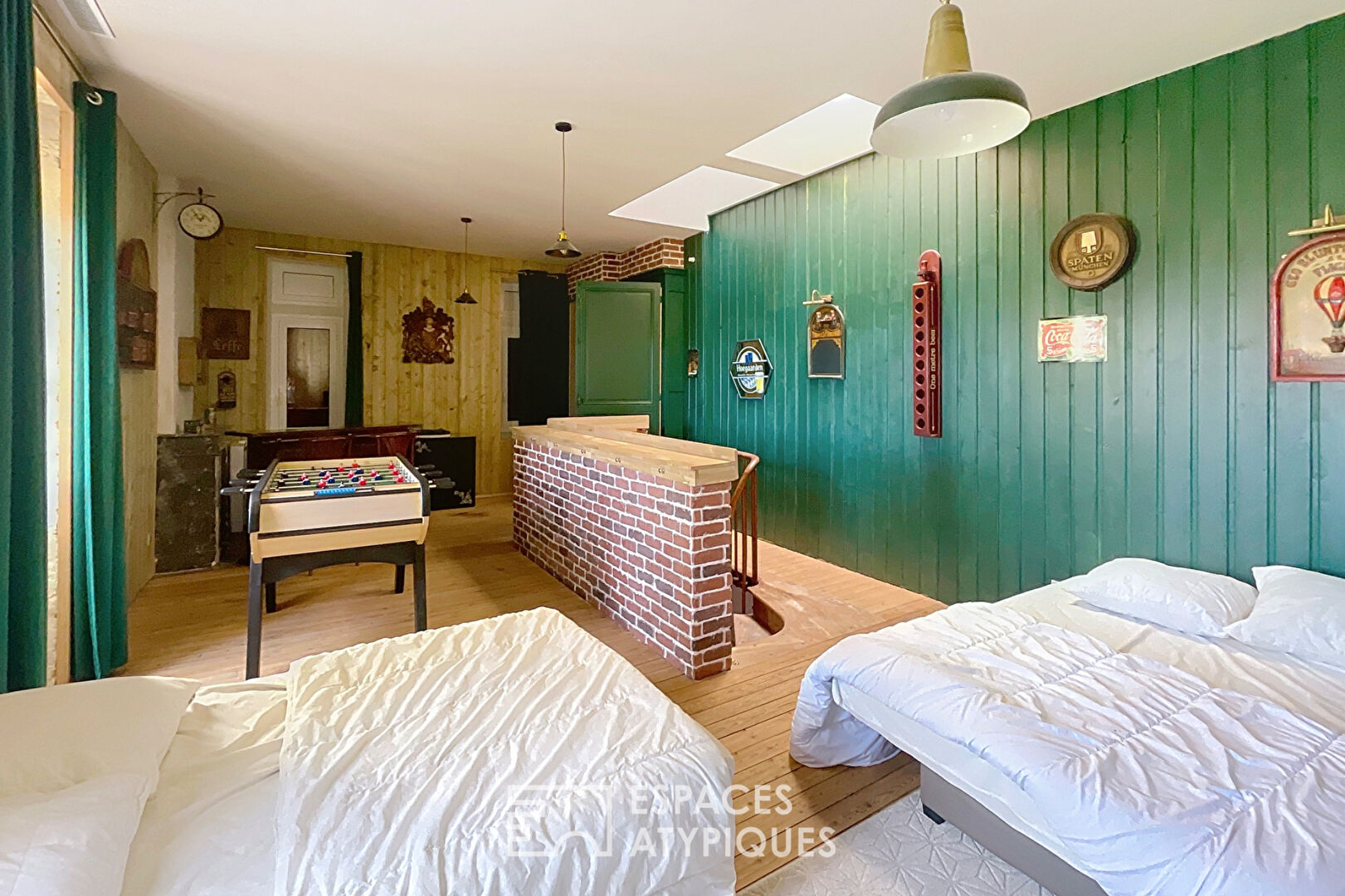 19th century manor house completely renovated 45 minutes from Bordeaux