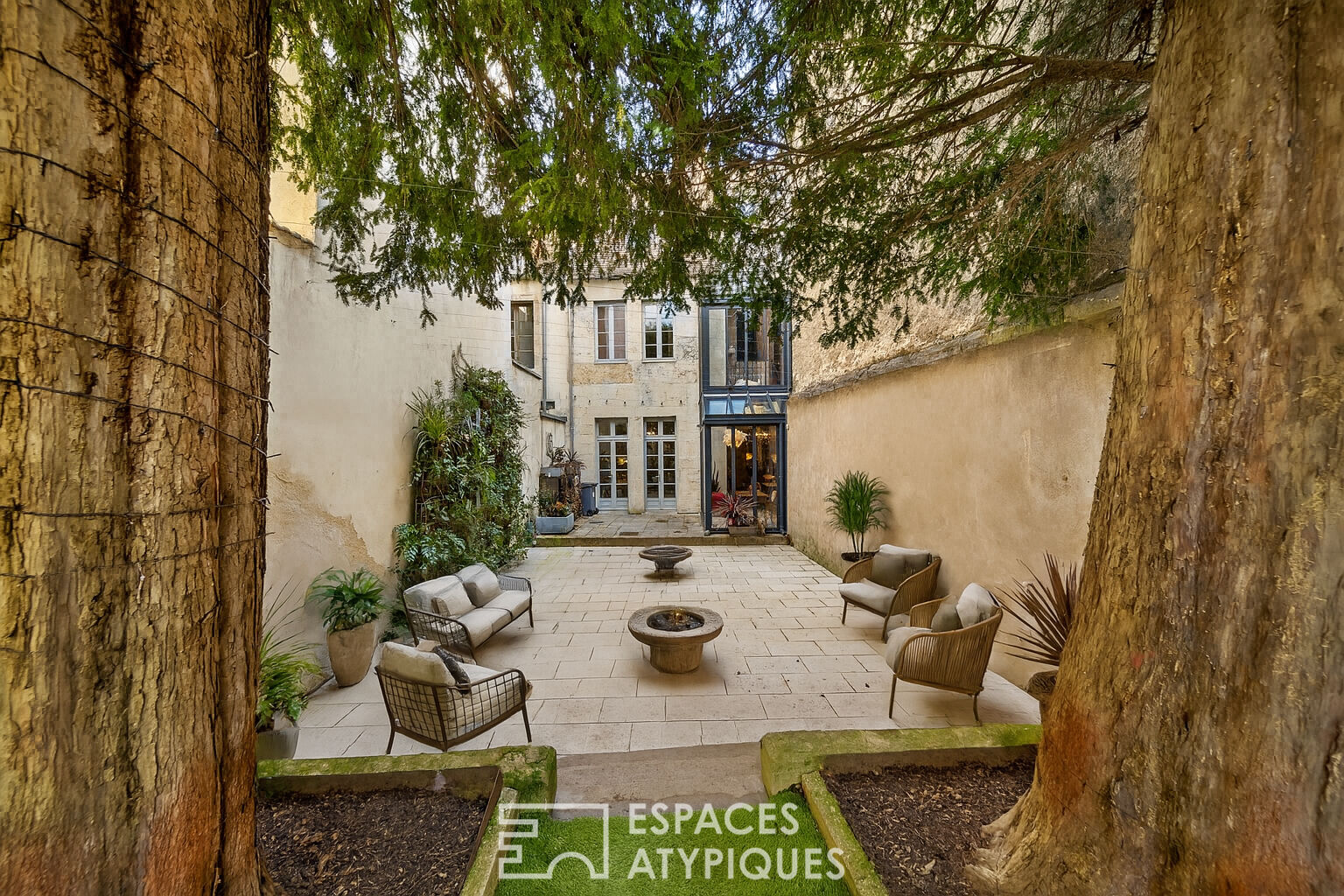Hôtel particulier avec jardin hyper centre