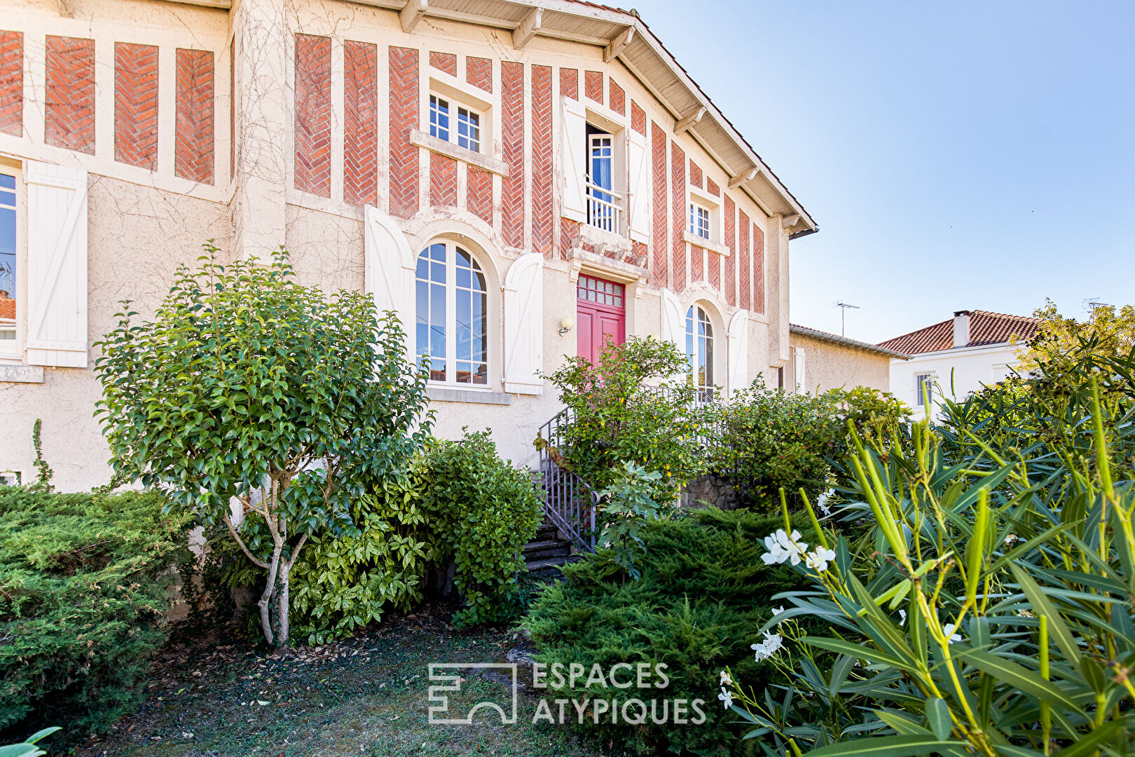 Maison cossue de style basque en centre-ville d’ALBI