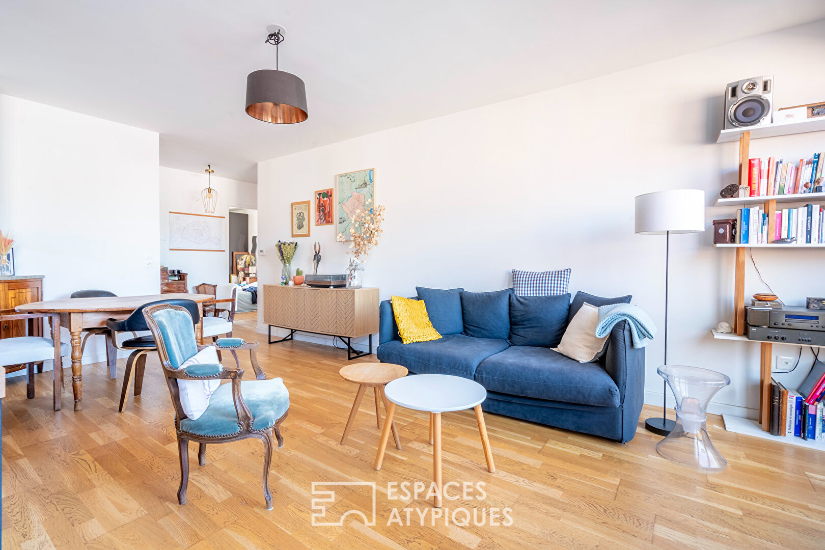 Top floor apartment with terrace and balcony