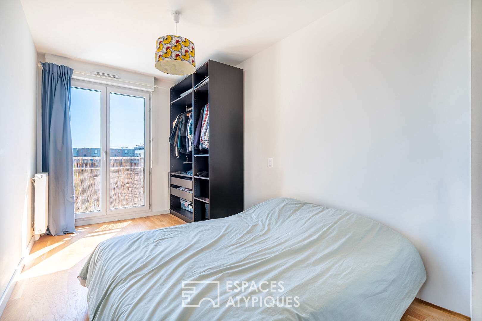 Top floor apartment with terrace and balcony