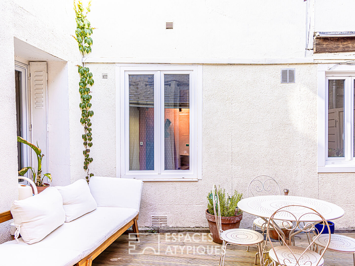 Duplex esprit maison de ville avec patio