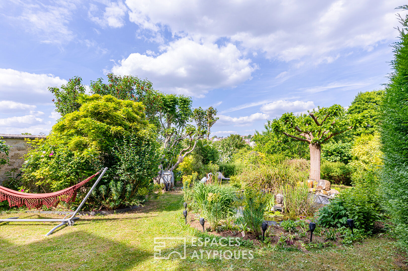 Happiness in the city – elegant 1895 property in Pontoise