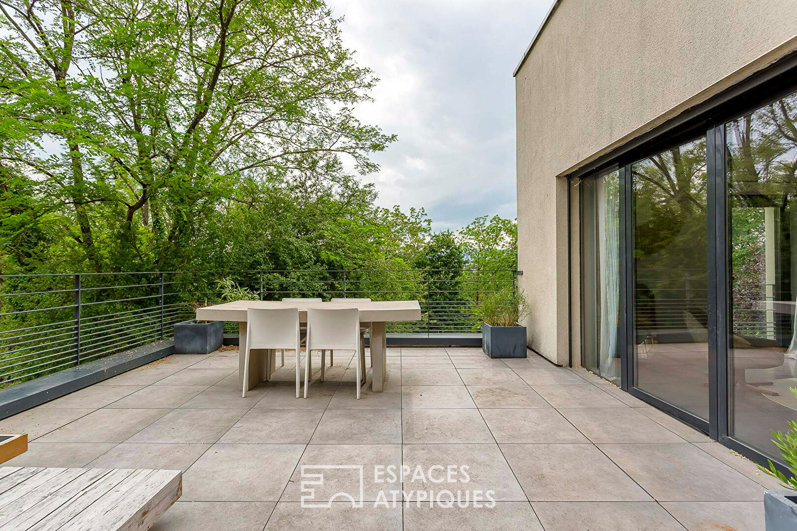 Maison d’architecte avec vue dégagée