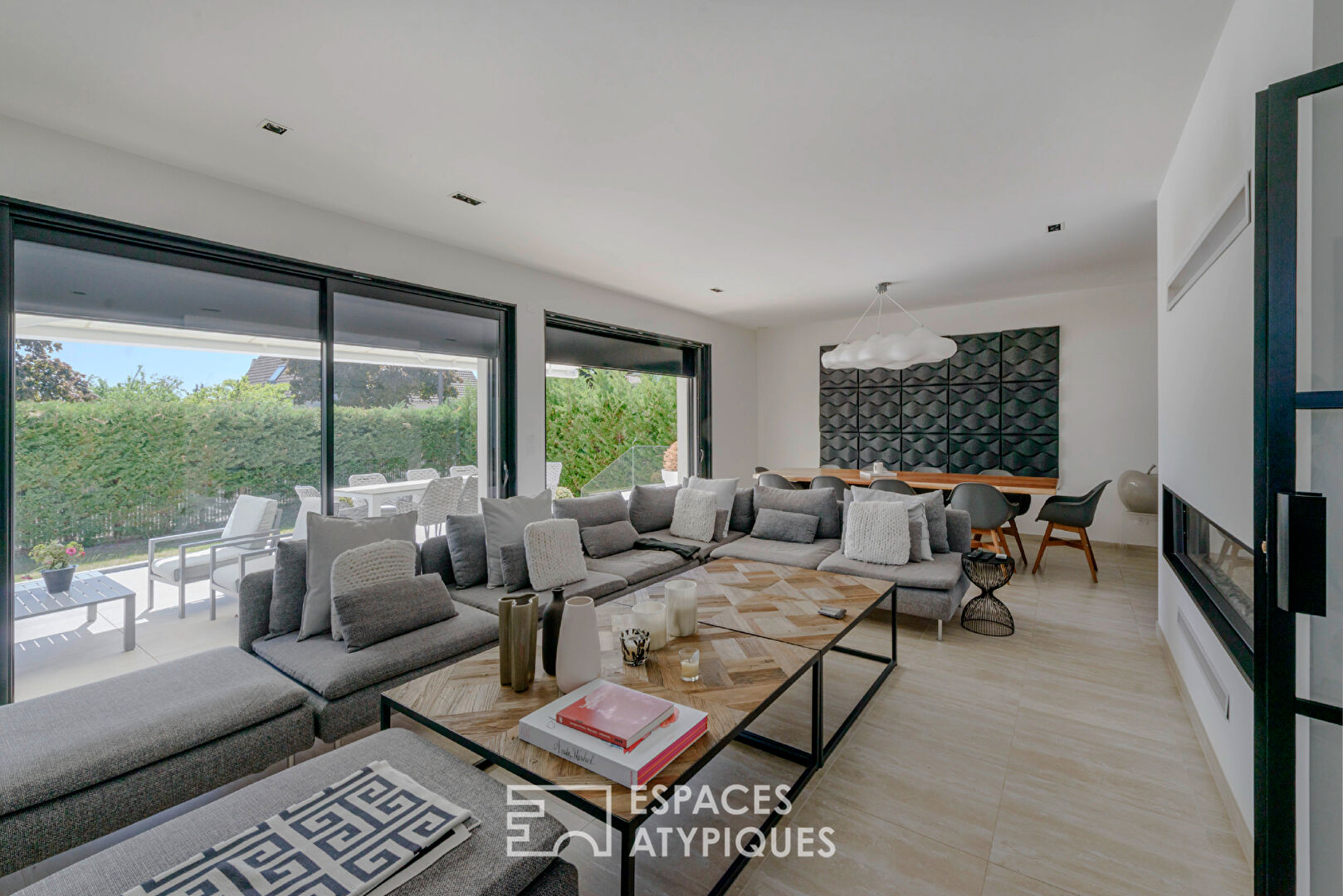 The Art of Contemporary Living