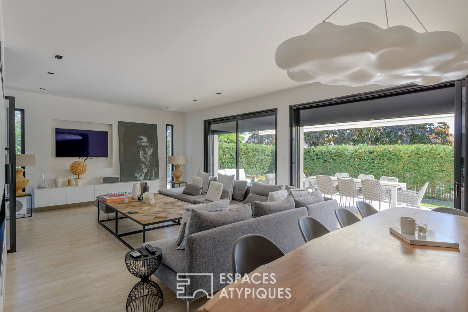 The Art of Contemporary Living