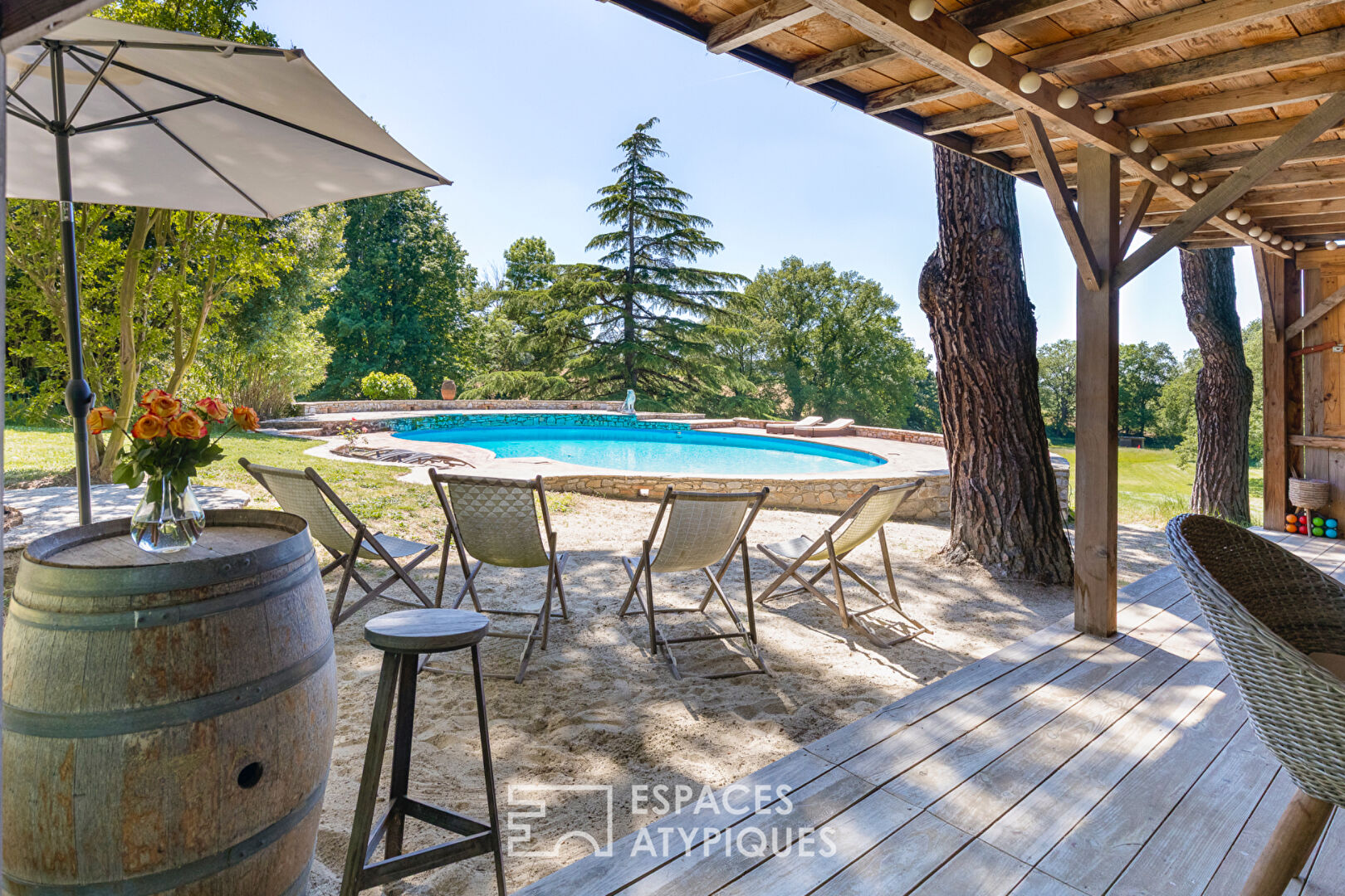Propriété de 1850 rénovée avec parc et piscine au Sud de Toulouse