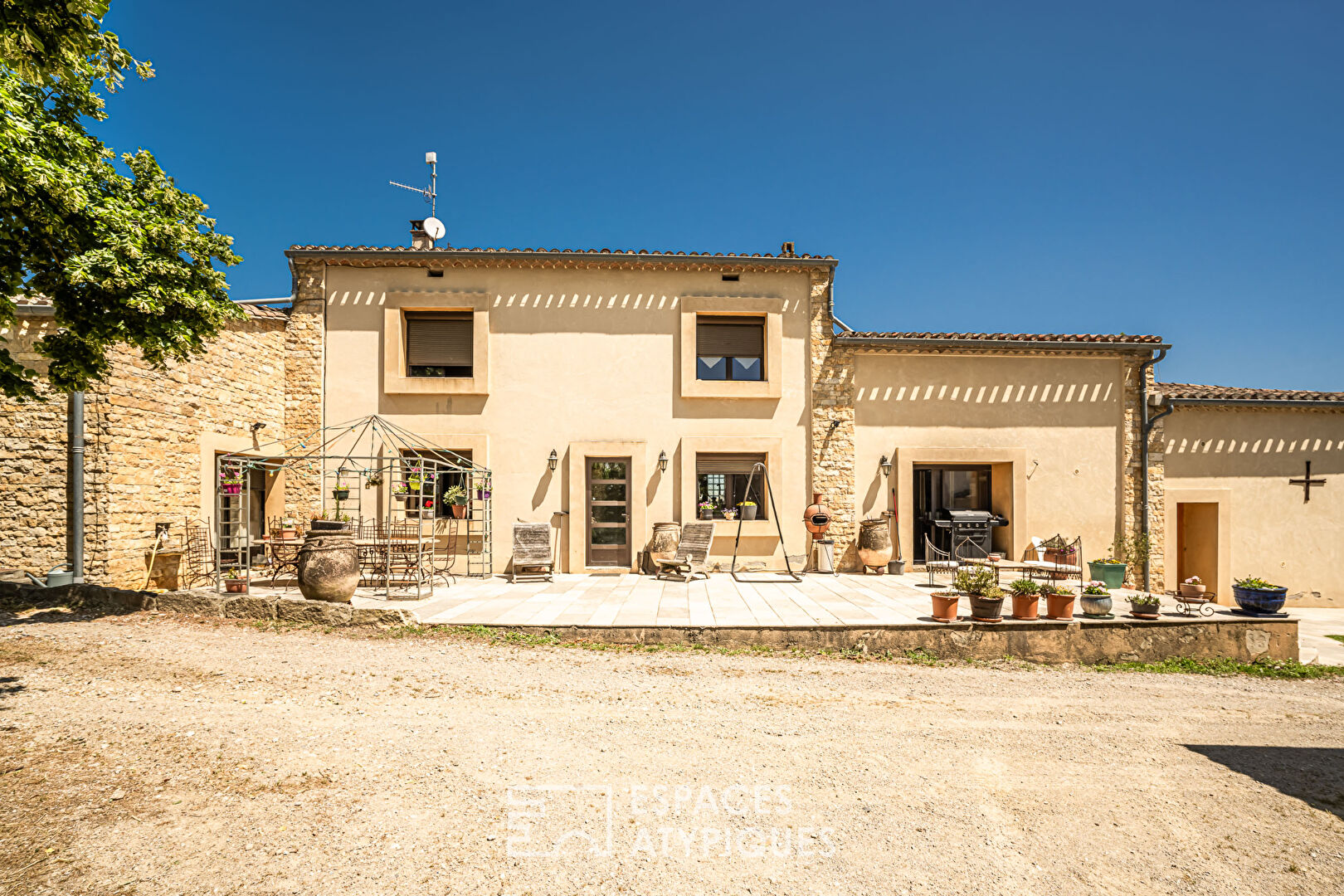 Propriété de Caractère sur 42 ha – Ferme du XIXe rénovée entre Carcassonne et Limoux