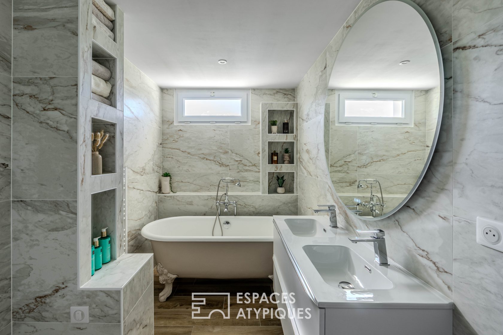Maison familiale rénovée et sa piscine