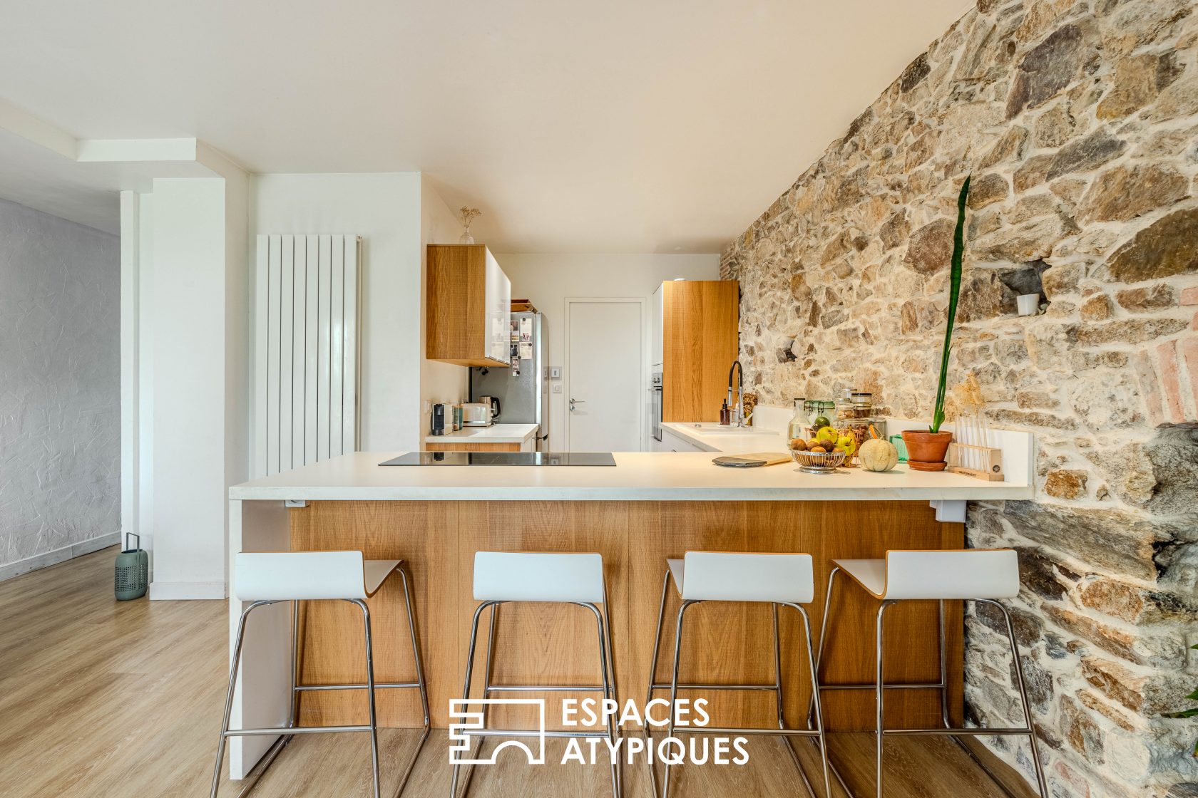 Charming house with garden, terrace and garage near Nantes