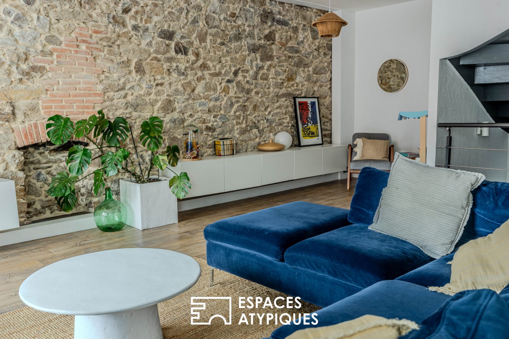 Charming house with garden, terrace and garage near Nantes