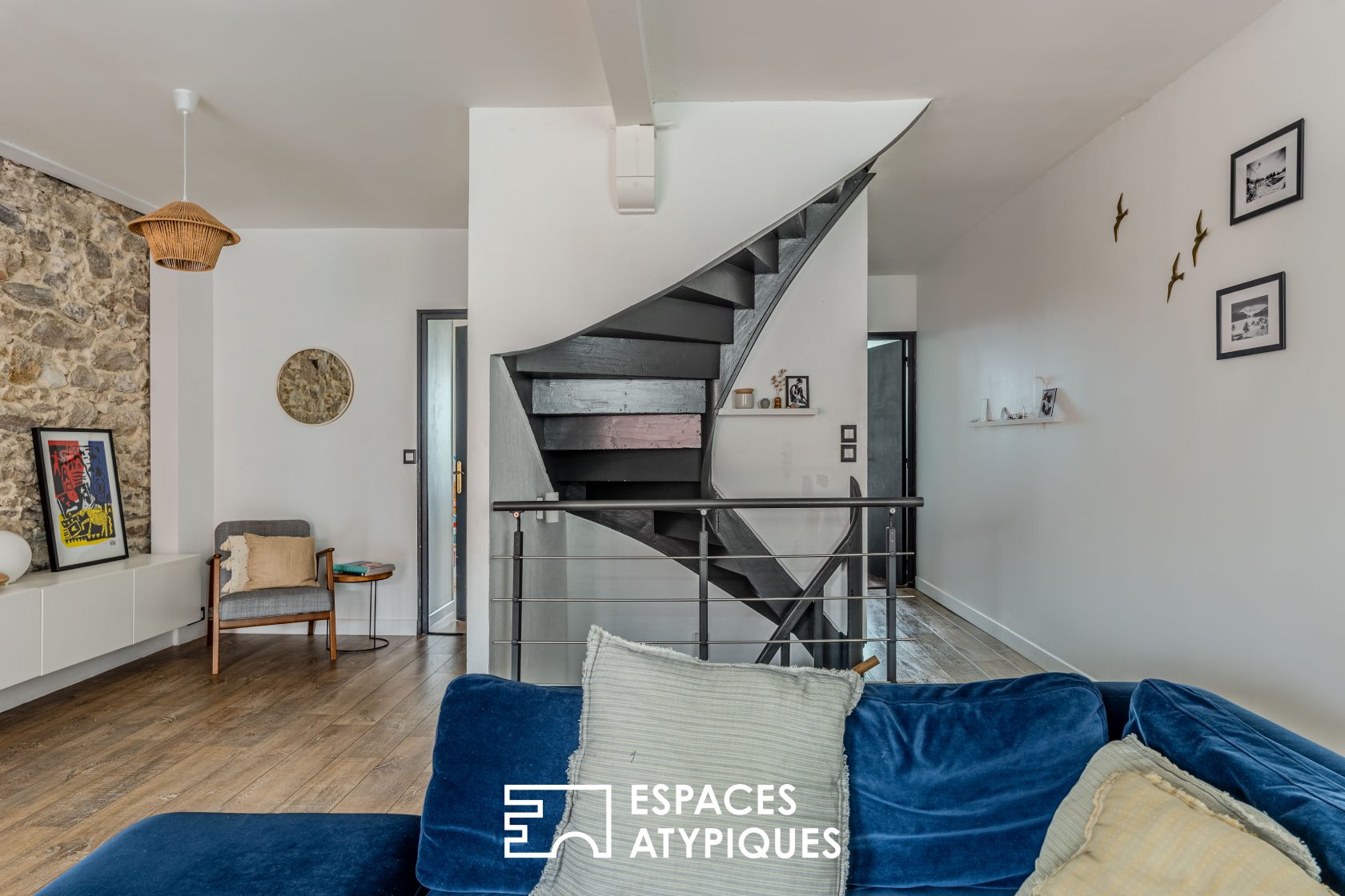 Charming house with garden, terrace and garage near Nantes
