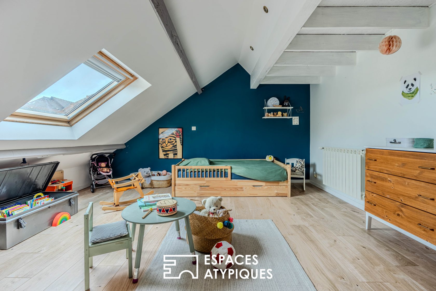 Charming house with garden, terrace and garage near Nantes