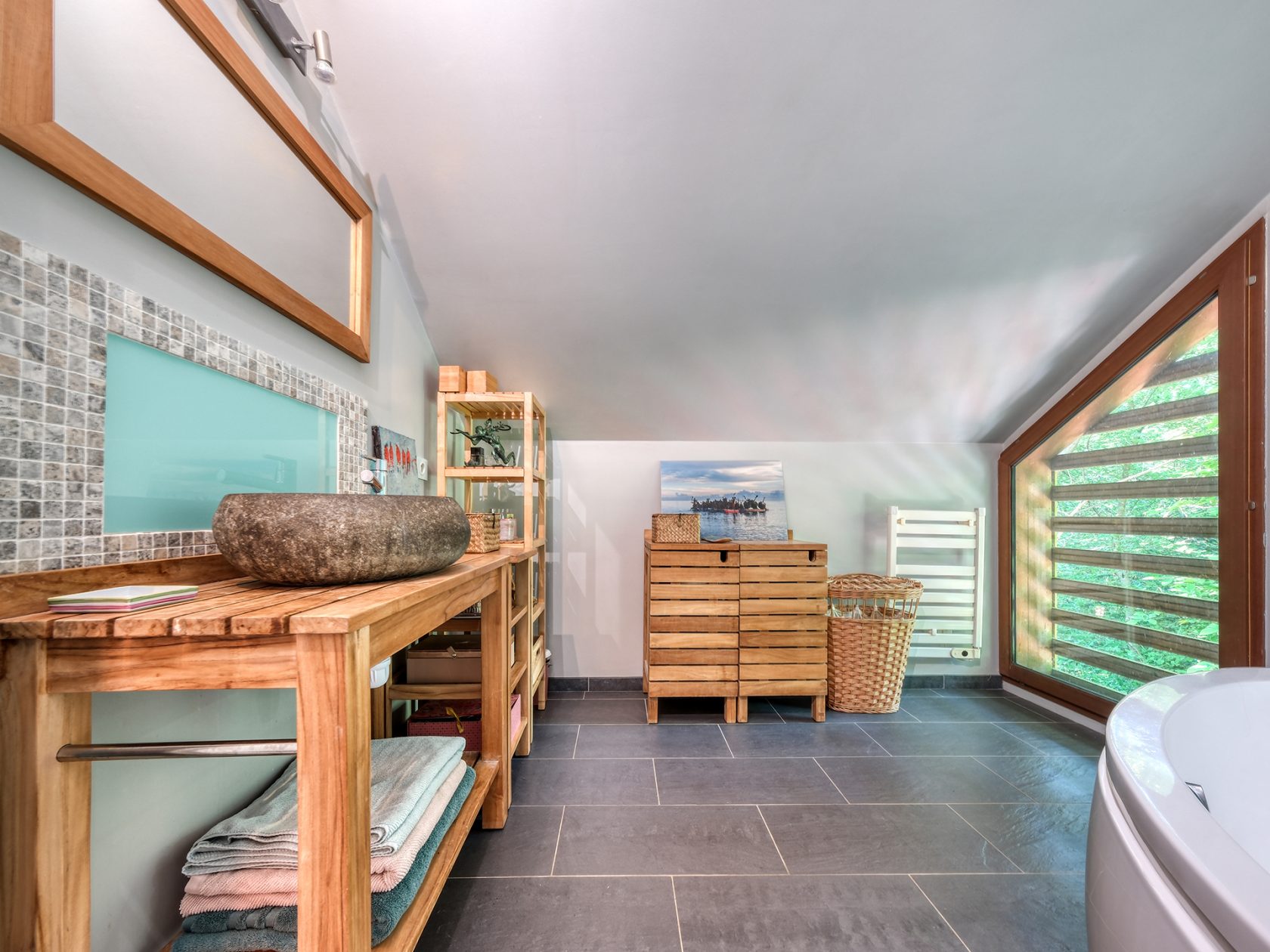 Maison d’architecte ossature bois en immersion dans la nature