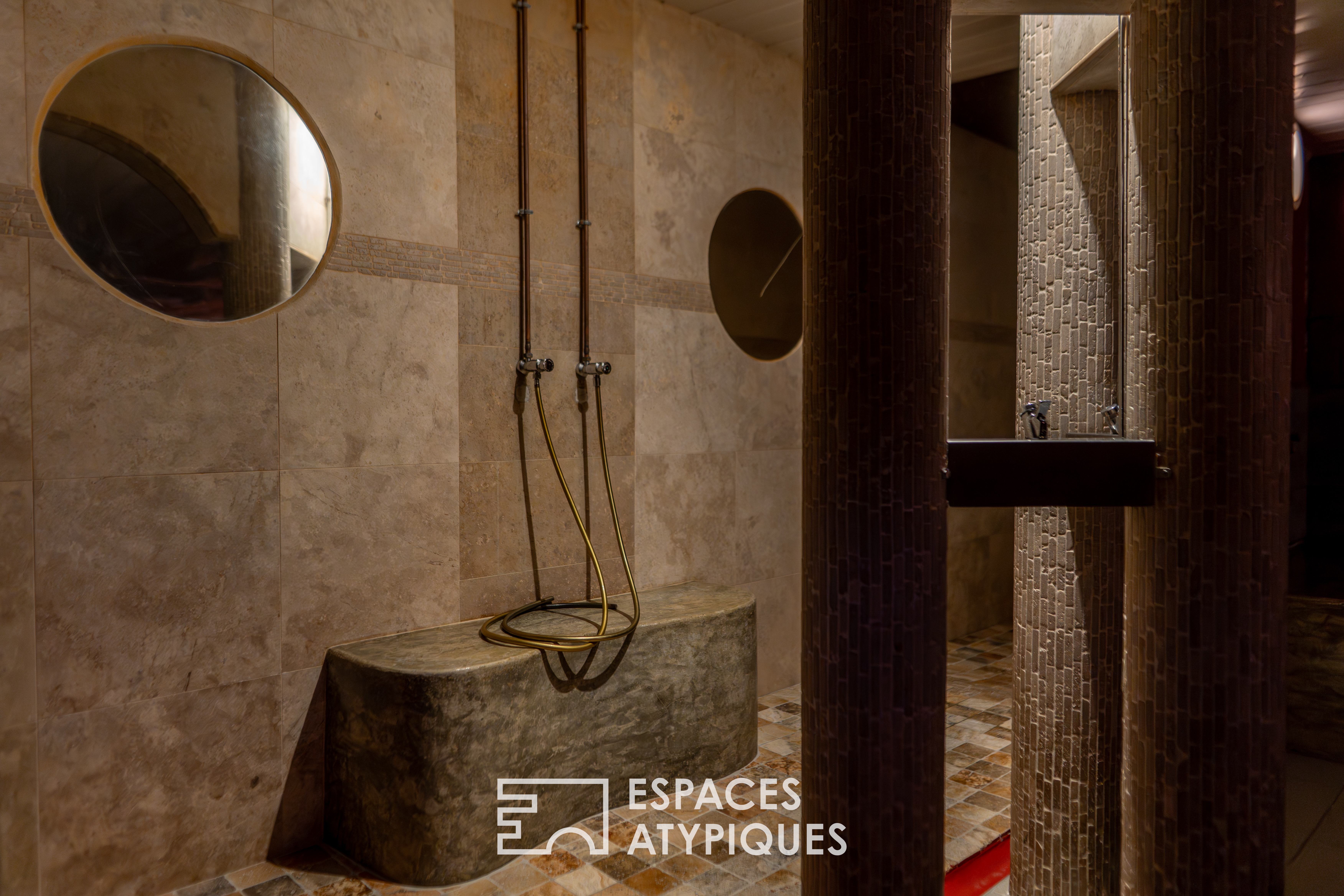 Espace Bien Être : hammam, sauna Finlandais, bain à remous, solarium?