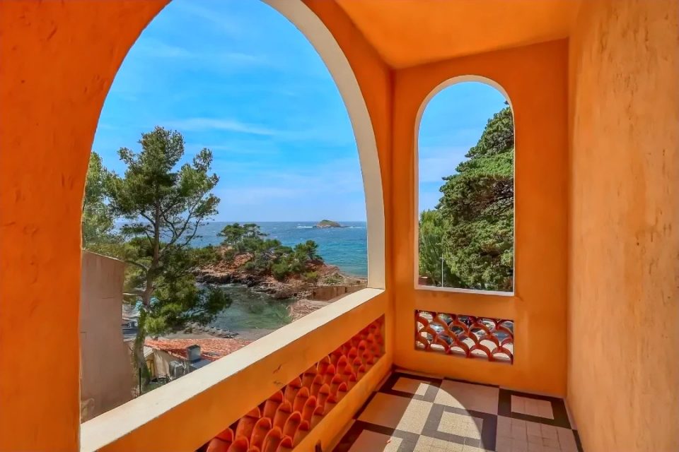maison vue mer et accees mer à vendre à Bandol 83150 prix m2 meilleurs agents espaces atypiques vendre acheter estimer