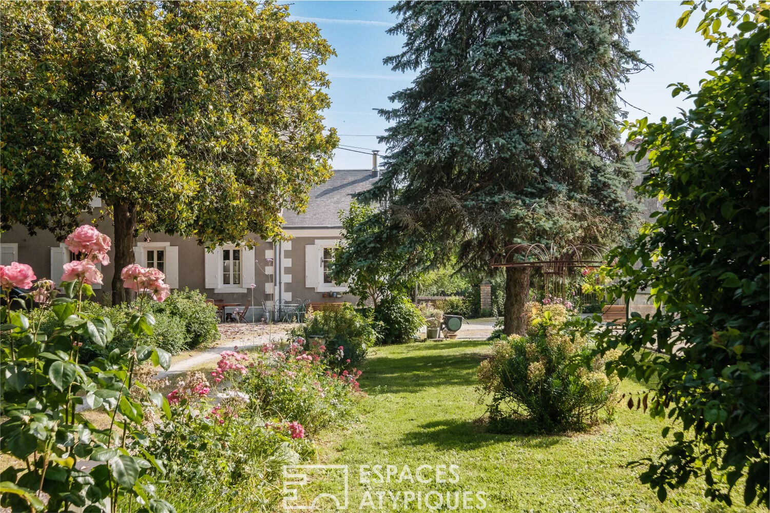 Historic property, hidden from view