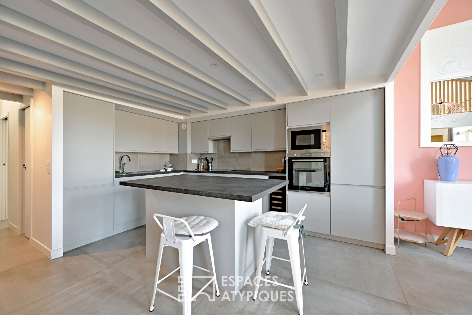 Appartement entièrement rénové proche des Halles