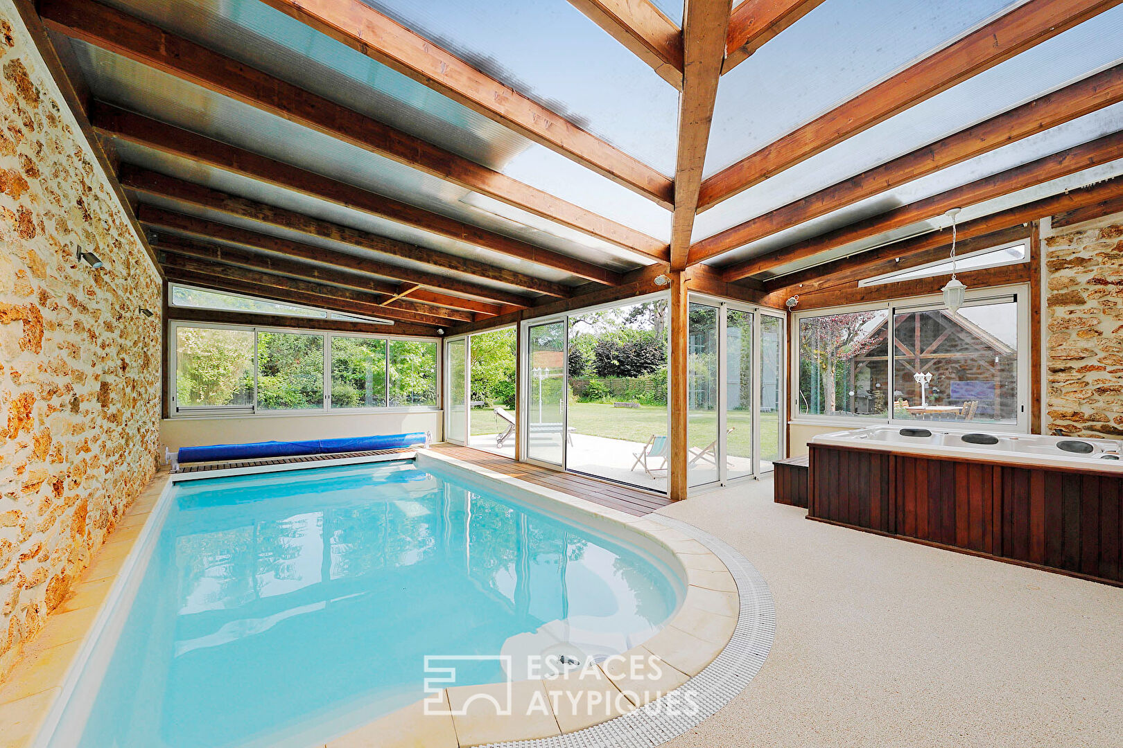 Renovated farmhouse with indoor swimming pool and garden