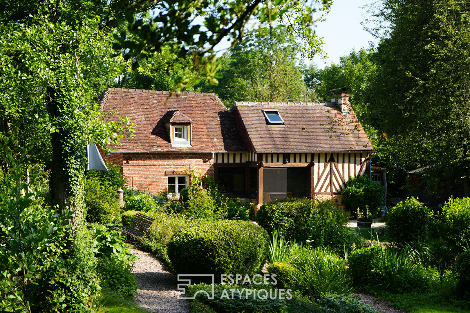 Norman house in the heart of a green setting
