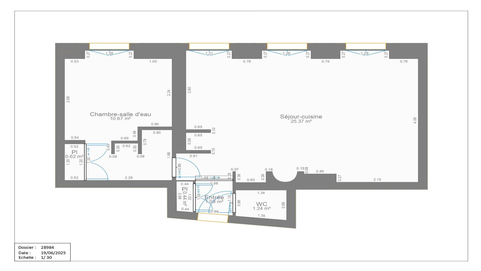 Bright apartment on the top floor