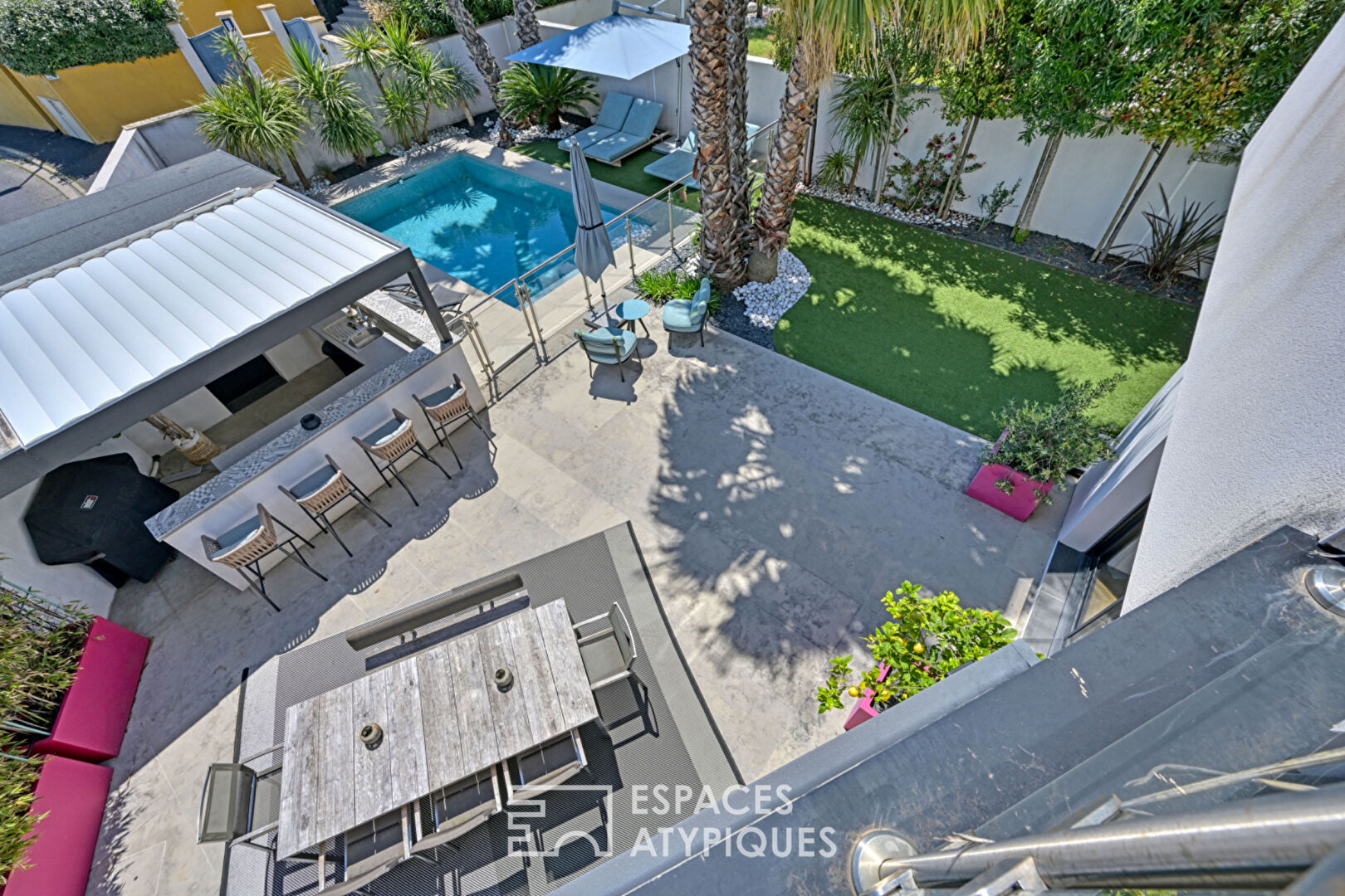 Contemporary elegance and comfort on the outskirts of Montpellier