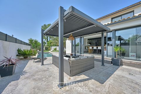 Contemporary house with quality features in the heart of nature