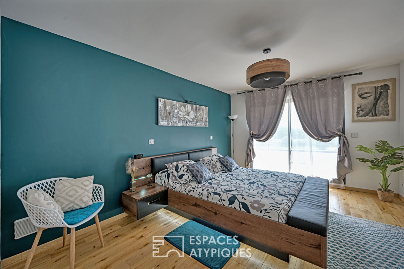 Contemporary house with quality features in the heart of nature