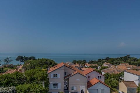 Vue mer et volumes généreux à la Birochère