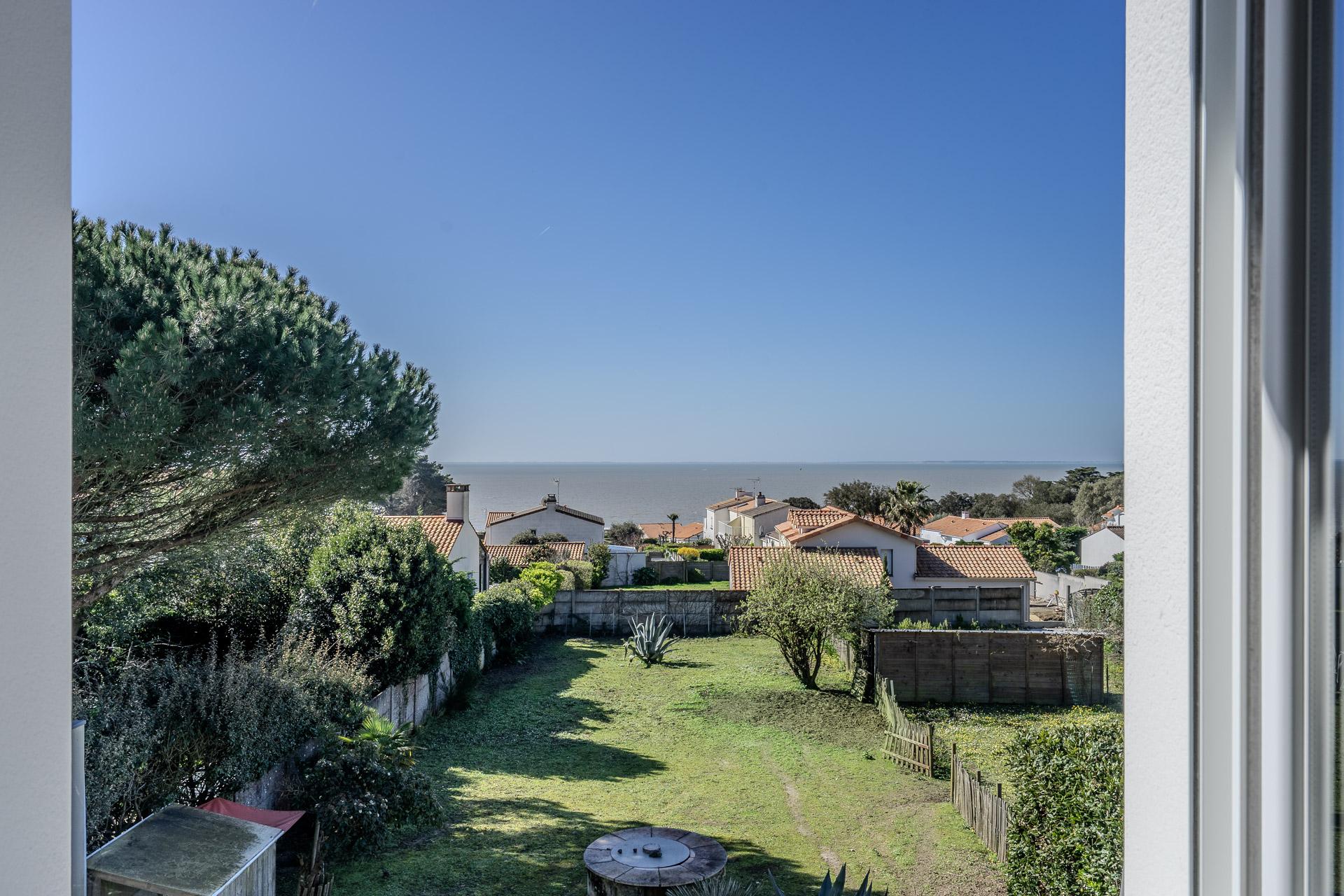 Vue mer et volumes généreux à la Birochère