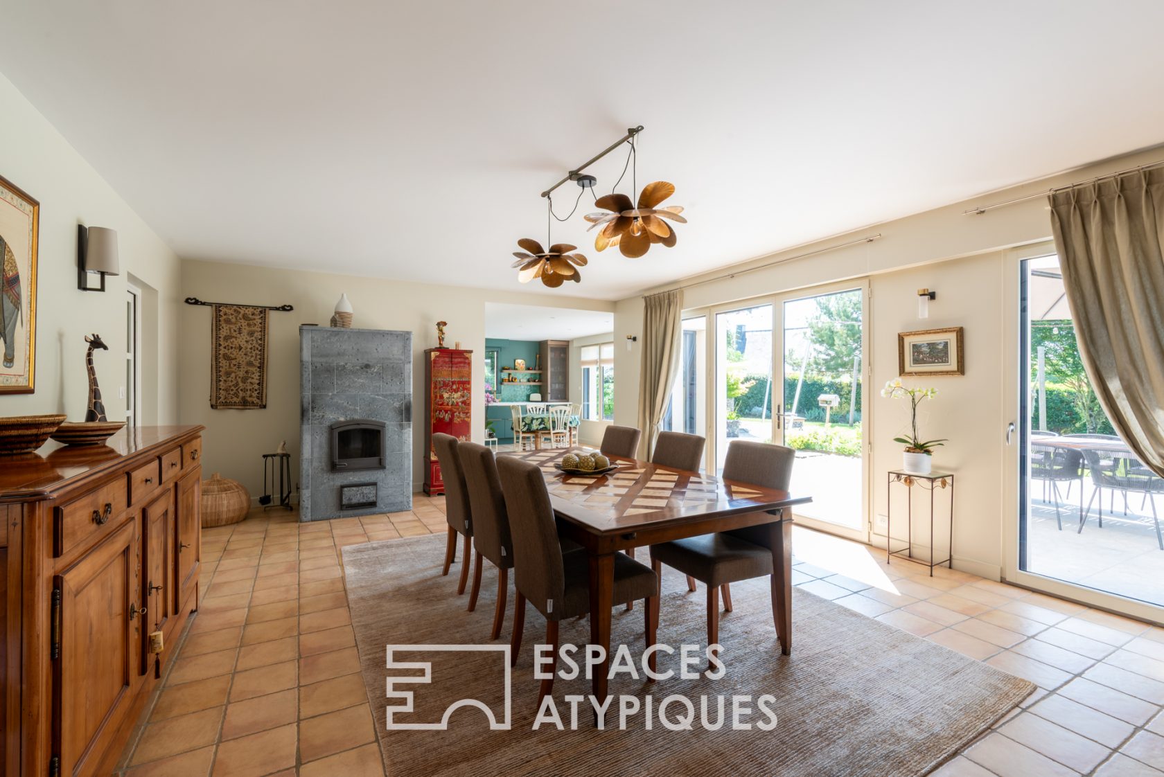 Maison d’architecte écologique dans un hameau verdoyant de Vitré