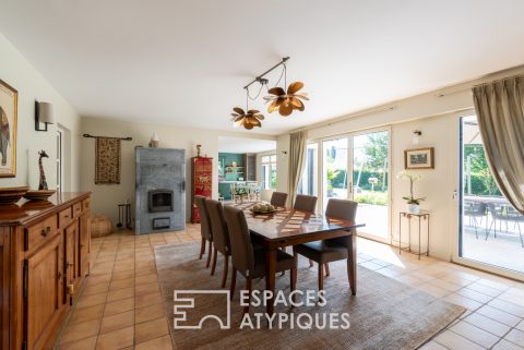 Maison d’architecte écologique dans un hameau verdoyant de Vitré