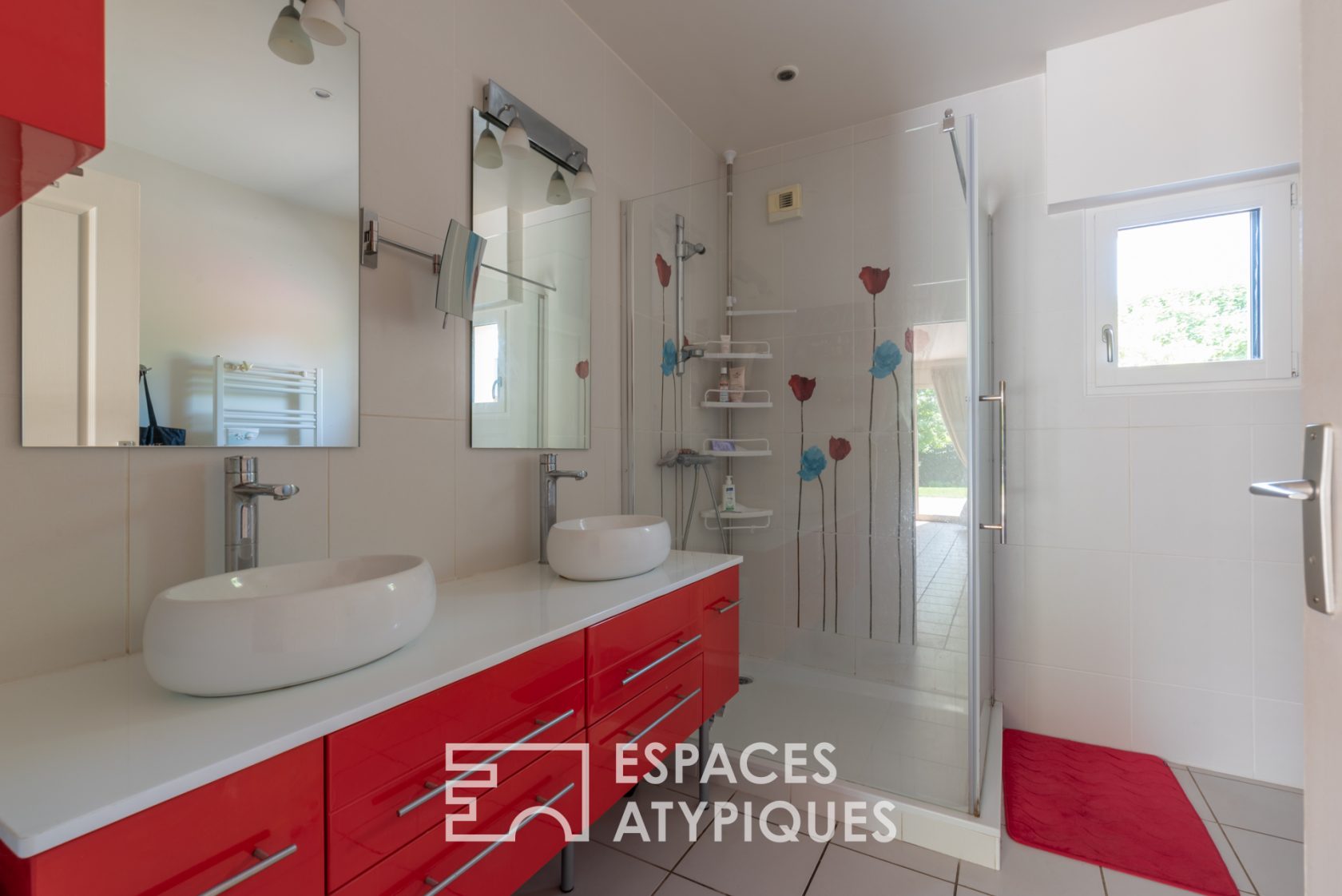 Maison d’architecte écologique dans un hameau verdoyant de Vitré
