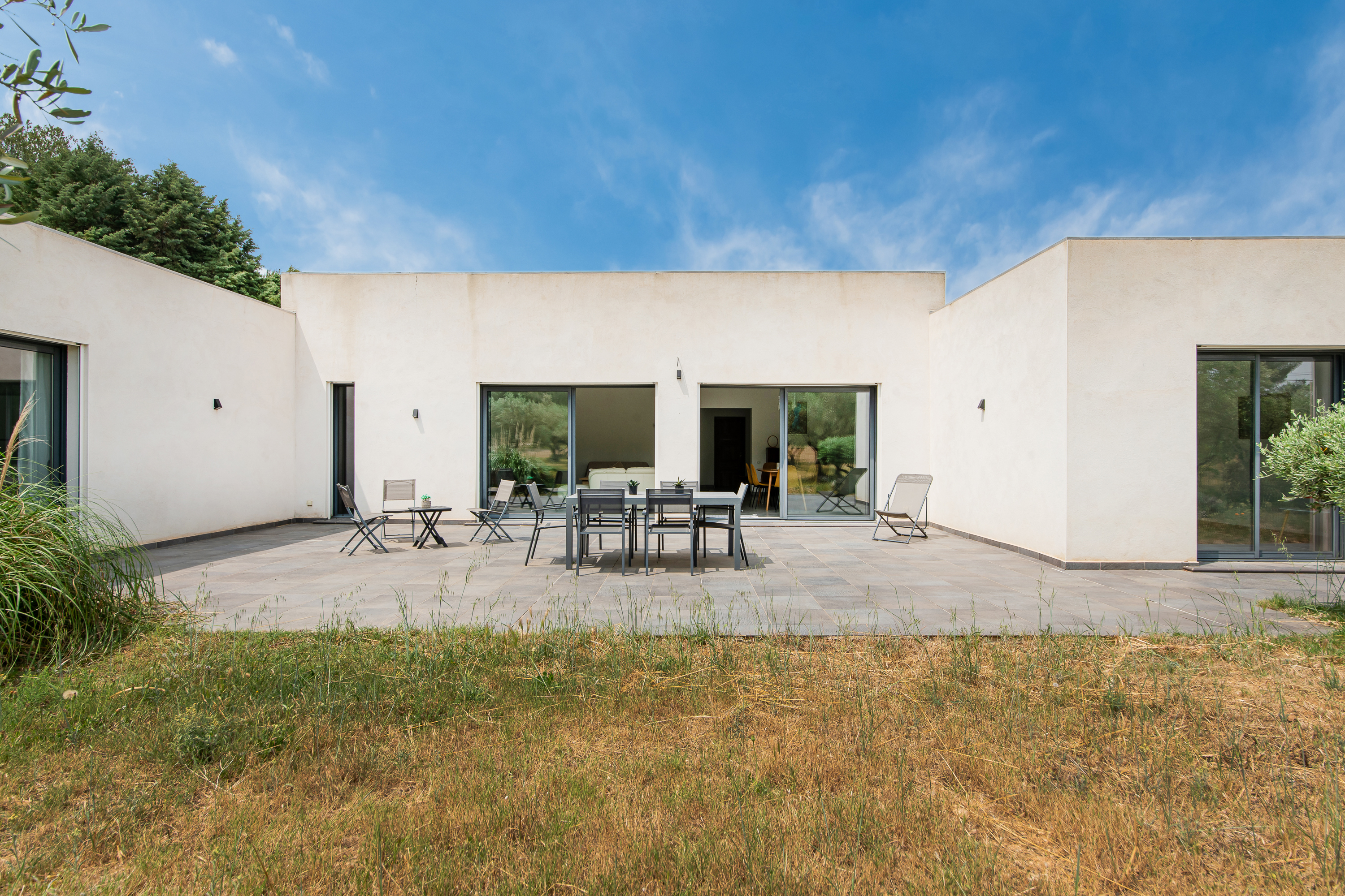 Modern villa in the heart of olive trees – Lançon de Provence