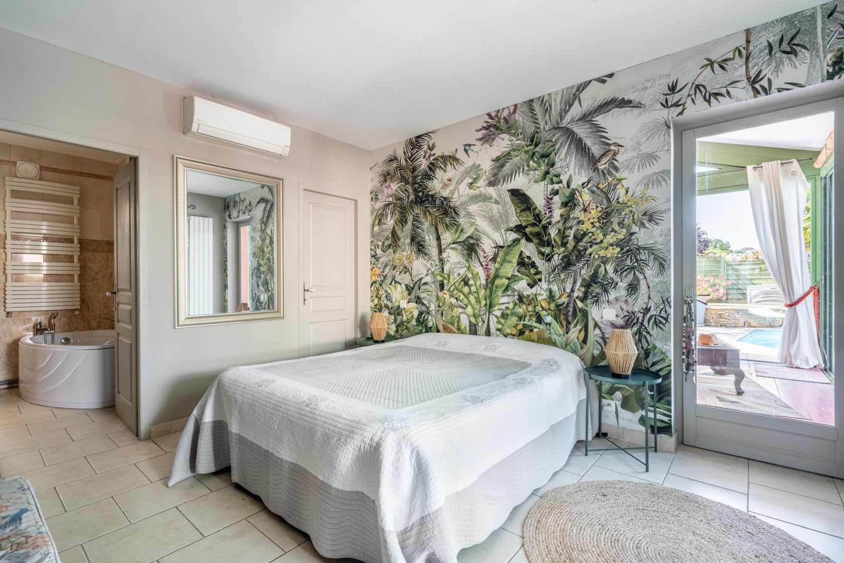 Villa avec jardin et piscine au coeur de Pommiers