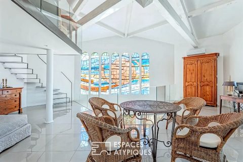 Deconsecrated chapel completely renovated into a loft