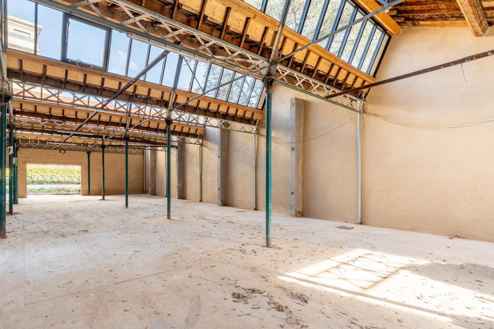 Loft brut à réinventer au coeur de Villefranche-sur-Saône