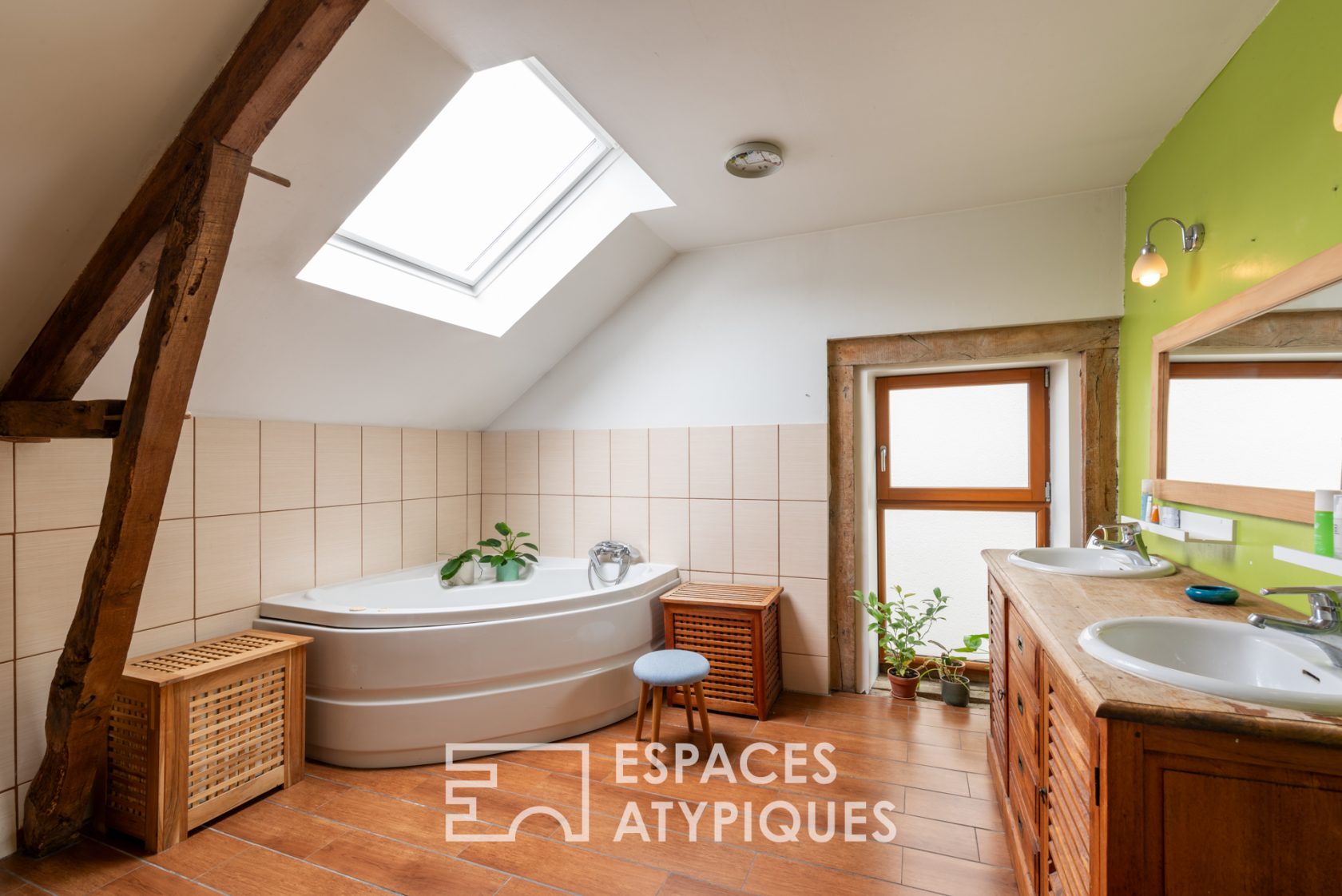 Généreuse maison bourgeoise fin XIXe