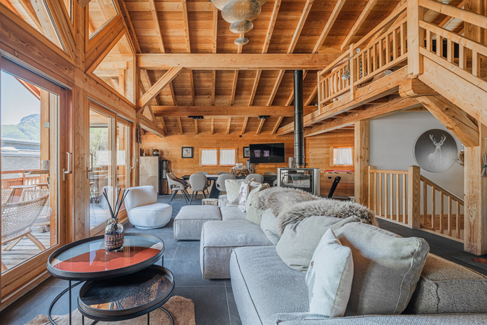 Exceptional chalet with a view of the mountains