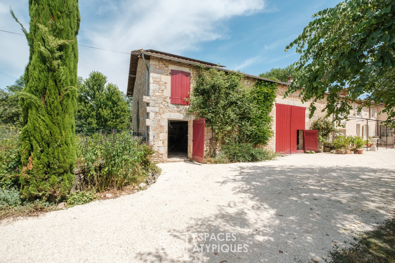 15th century character house, an ode to authenticity