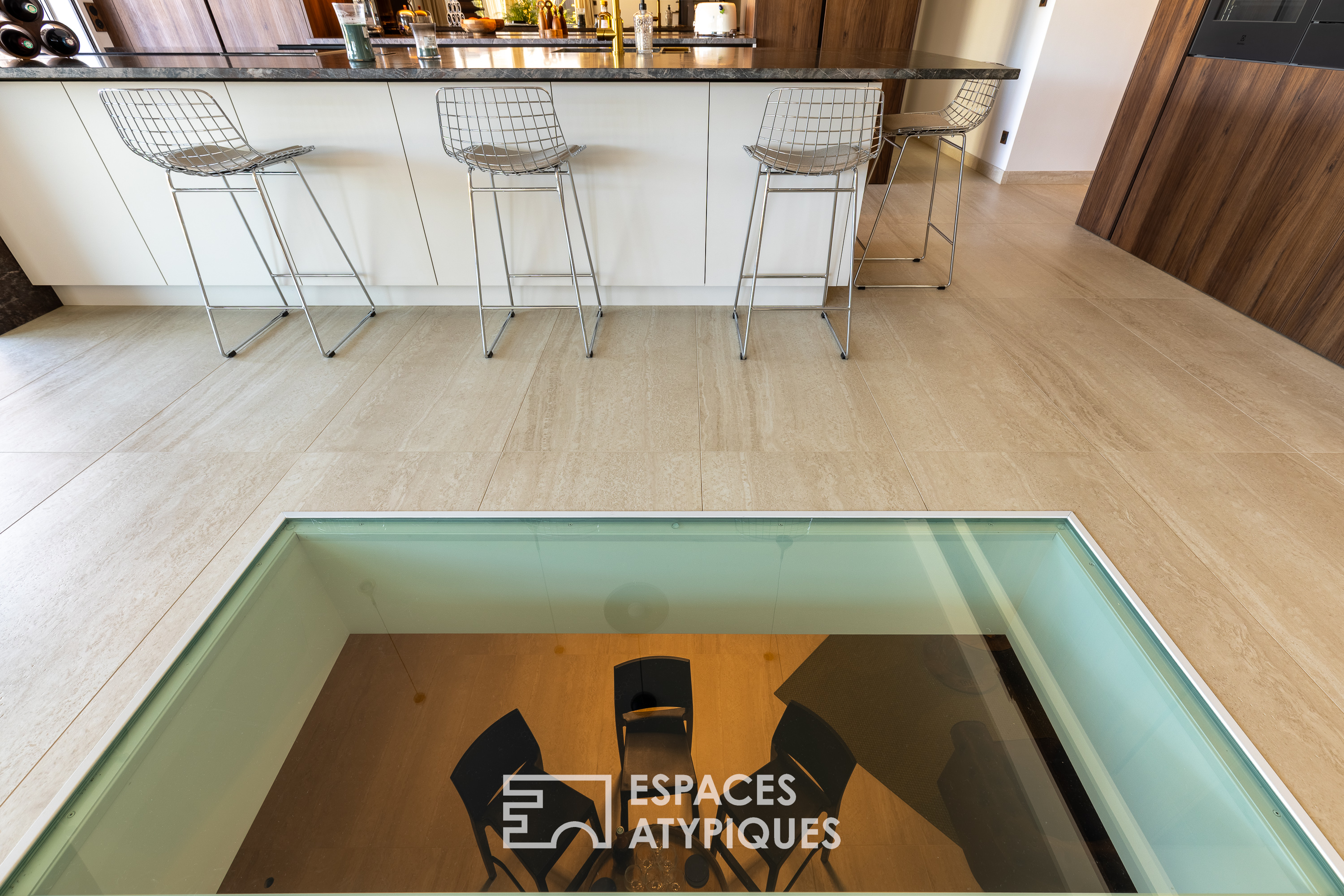 Villa contemporaine de plain-pied avec vue sur le golf