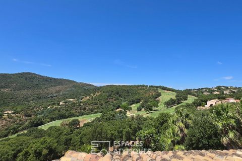 Villa contemporaine vue mer et golf
