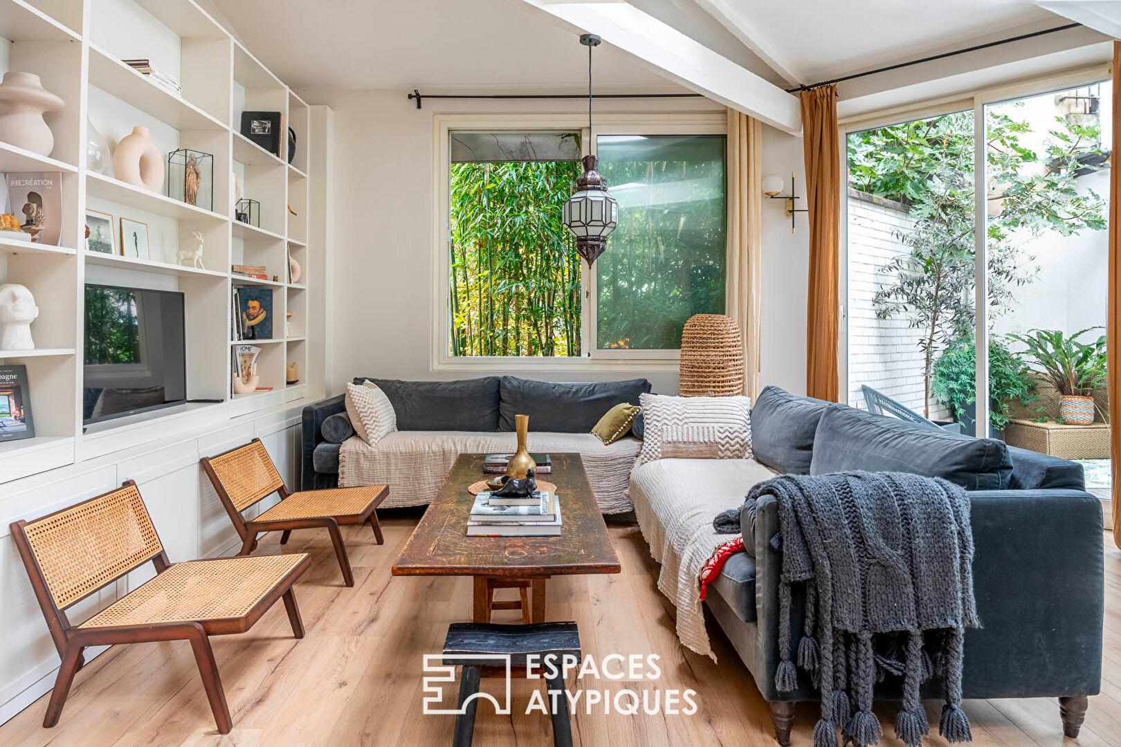 Duplex Workshop with Mixed Use and Terraces