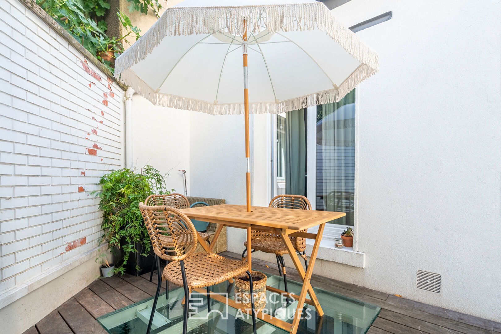 Duplex Workshop with Mixed Use and Terraces