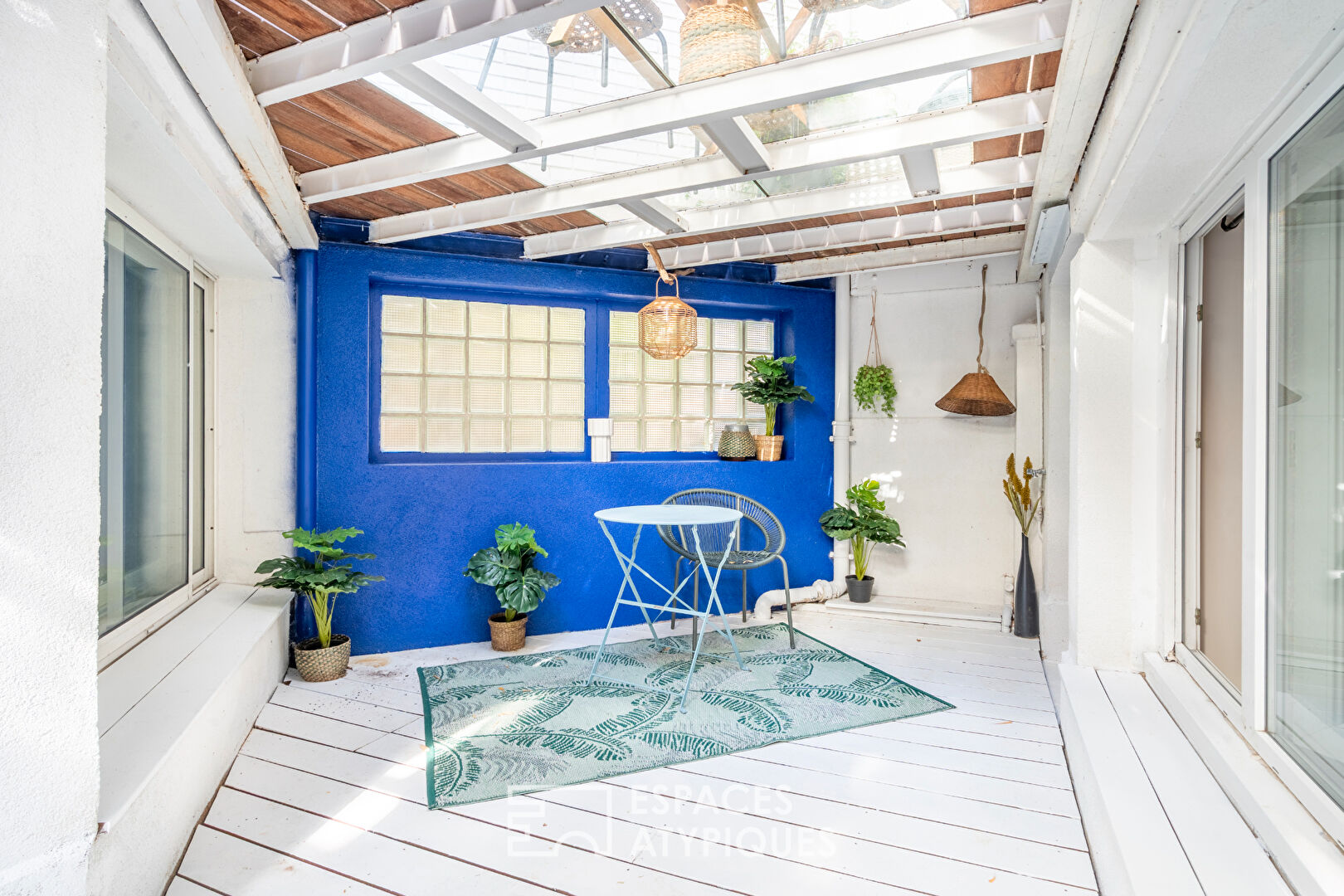 Duplex Workshop with Mixed Use and Terraces